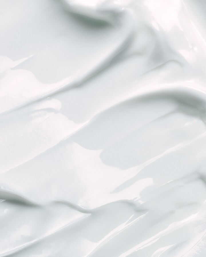The New Moisturizing Soft Cream
